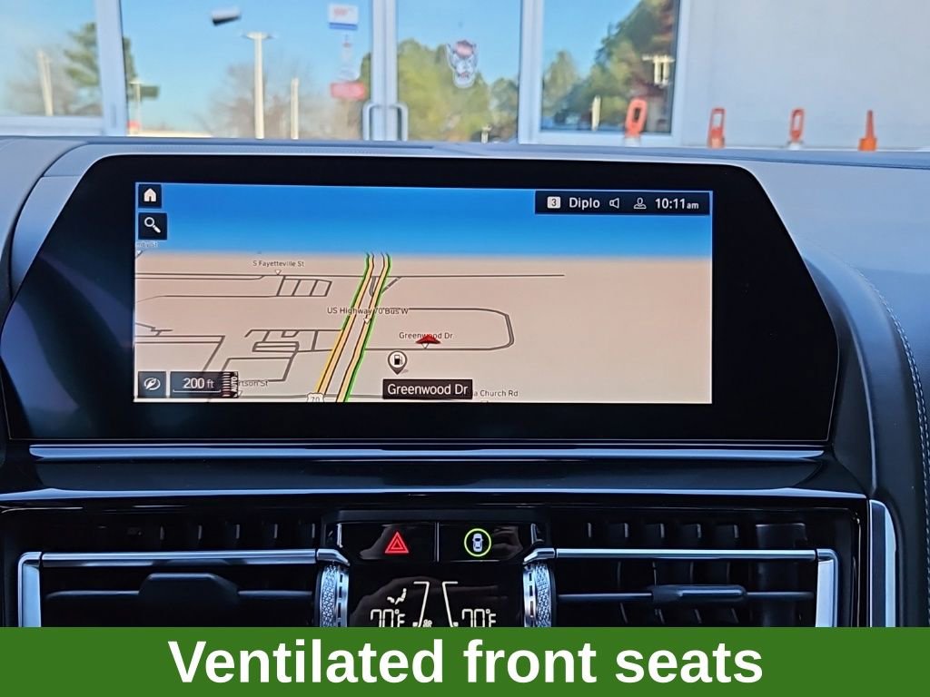 Used 2022 BMW M8 Competition image 23