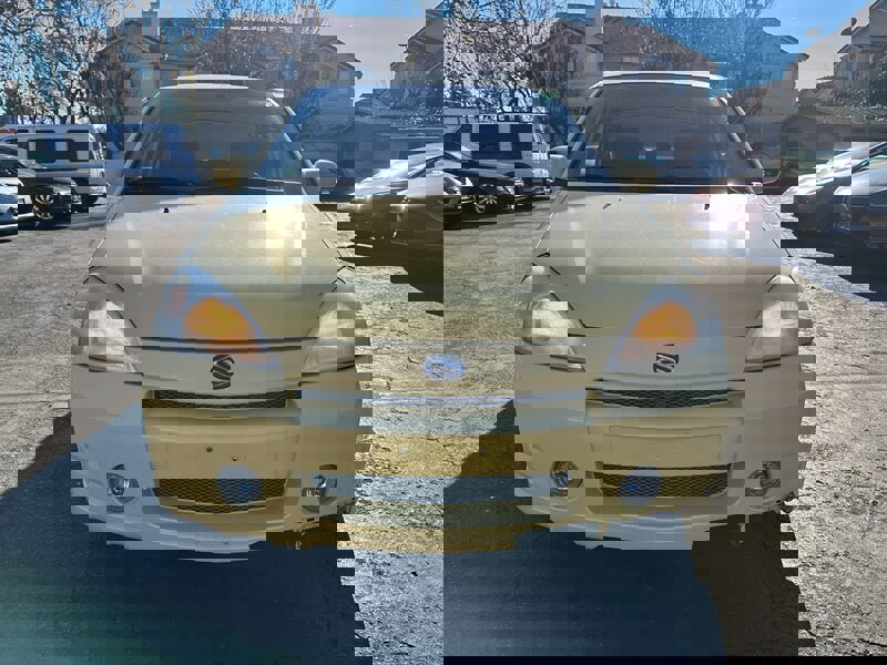 Used 2003 Suzuki Aerio GS image 2