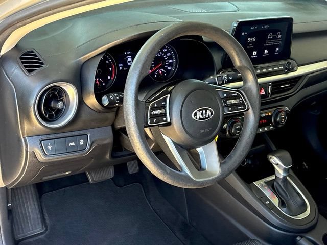 Used 2019 Kia Forte LXS FWD image 10