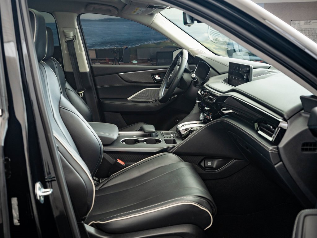 Used 2023 Acura MDX SH-AWD w/ Advance Package image 22