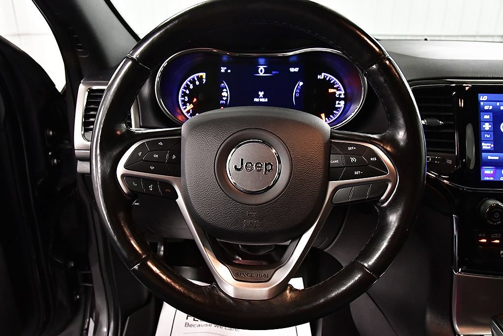 Used 2021 Jeep Grand Cherokee Laredo X AWD/4WD image 16