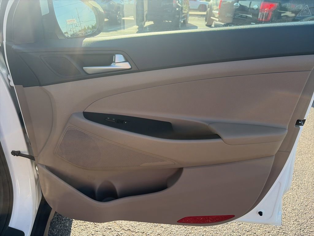 Used 2019 Hyundai Tucson Value AWD/4WD image 28