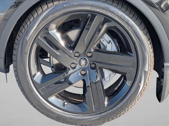 New 2026 Land Rover Discovery S image 10