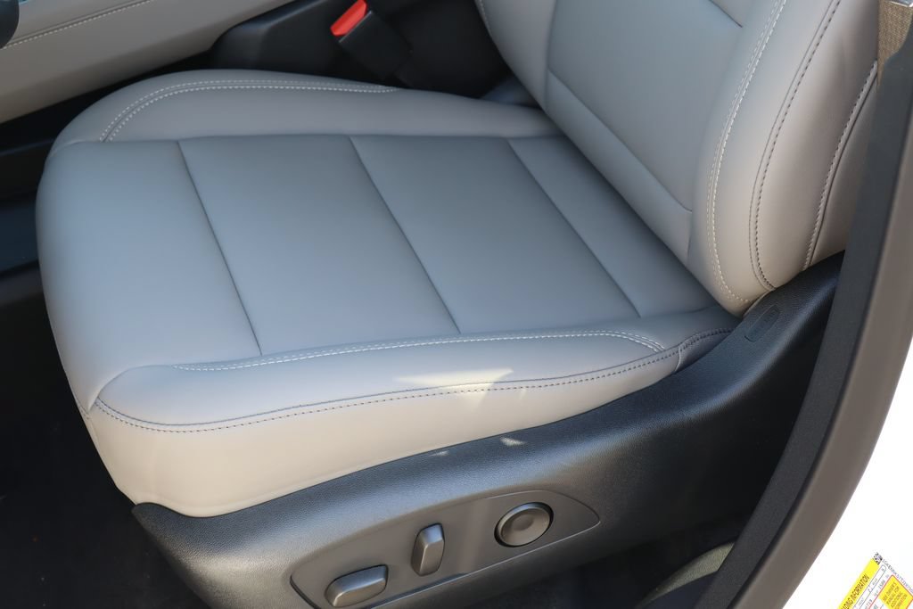New 2026 GMC Acadia Elevation w/ Elevation Premium Package AWD/4WD image 13