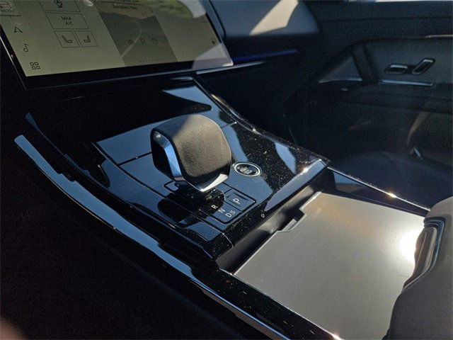 Used 2024 Land Rover Range Rover Sport Dynamic SE image 23