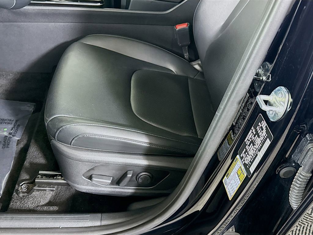 Used 2024 Kia Sportage EX image 24