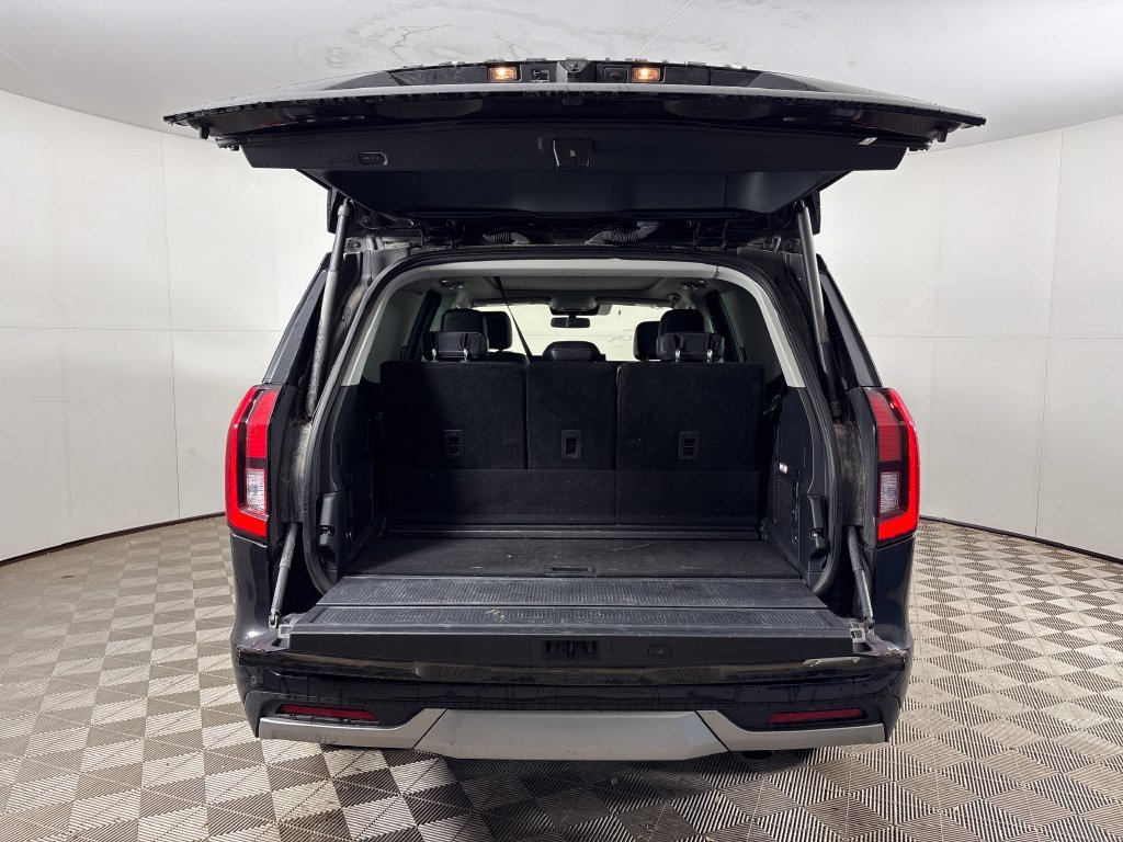 Certified 2025 Ford Expedition Platinum AWD/4WD image 10
