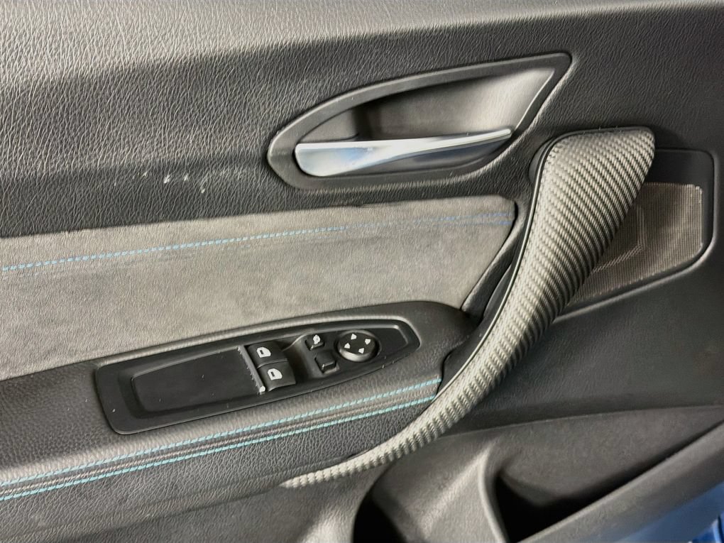 Used 2018 BMW M2 RWD image 22