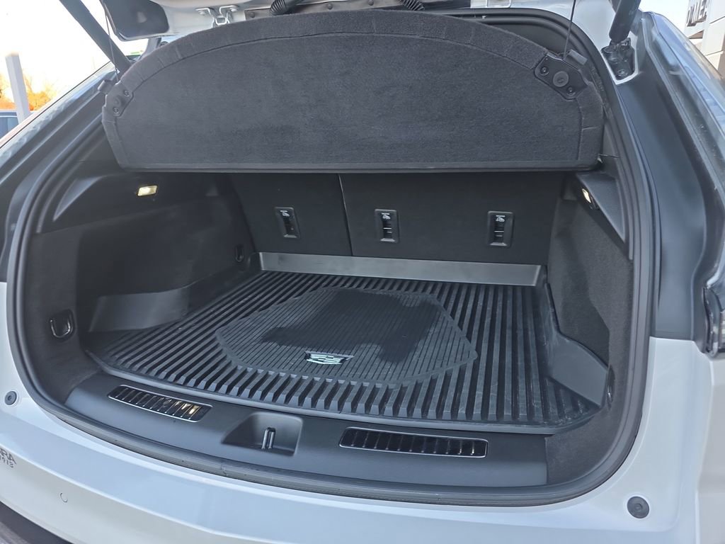 Used 2024 Cadillac XT4 Sport image 18