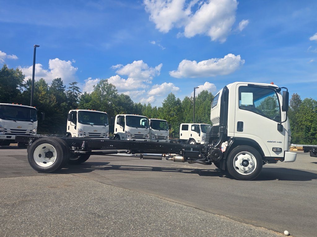 New 2027 Chevrolet Low Cab Forward RWD image 3