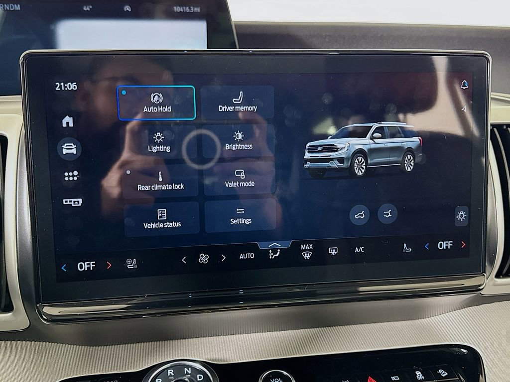Used 2025 Ford Expedition Active image 52
