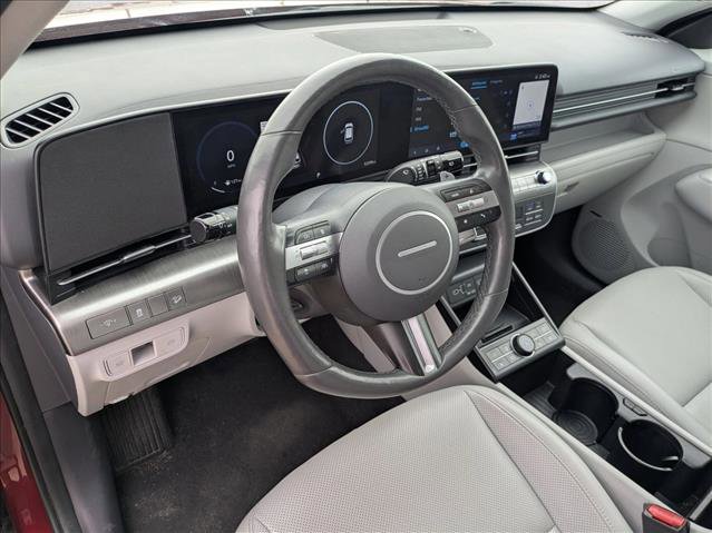 Used 2024 Hyundai Kona Limited AWD/4WD image 10
