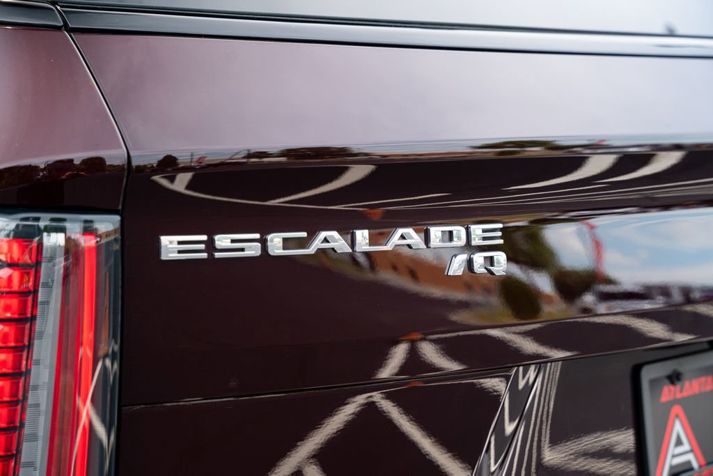 Used 2025 Cadillac Escalade IQ Sport 1 AWD/4WD image 17