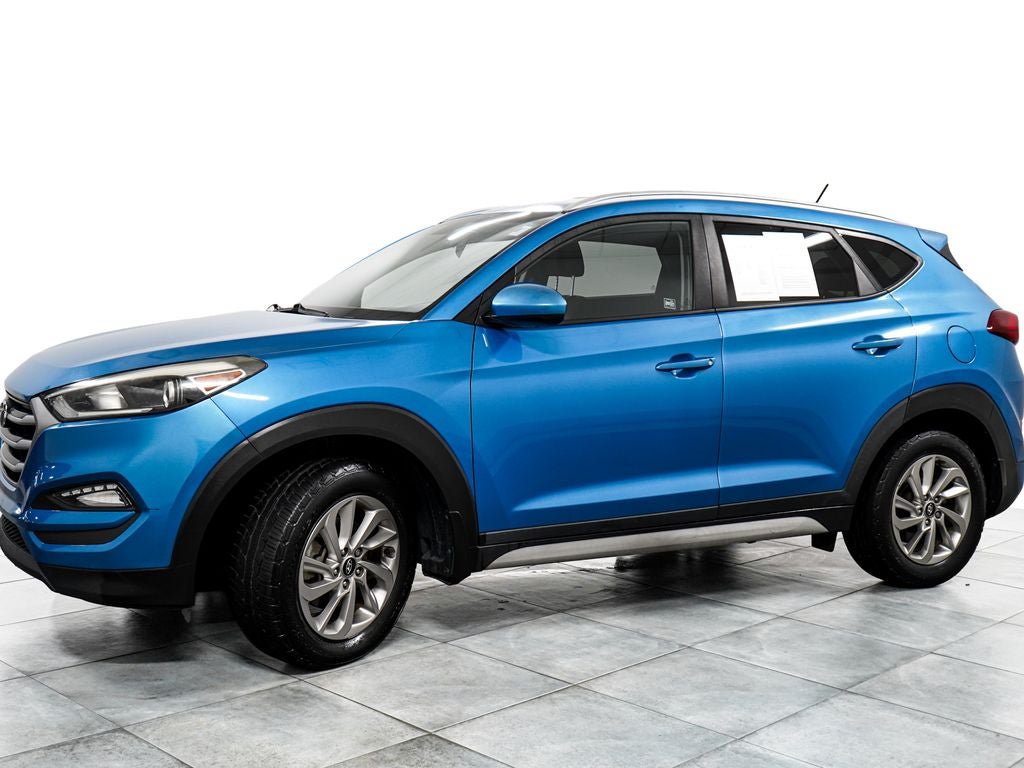 Used 2017 Hyundai Tucson SE w/ SE Popular Package 02 FWD image 4