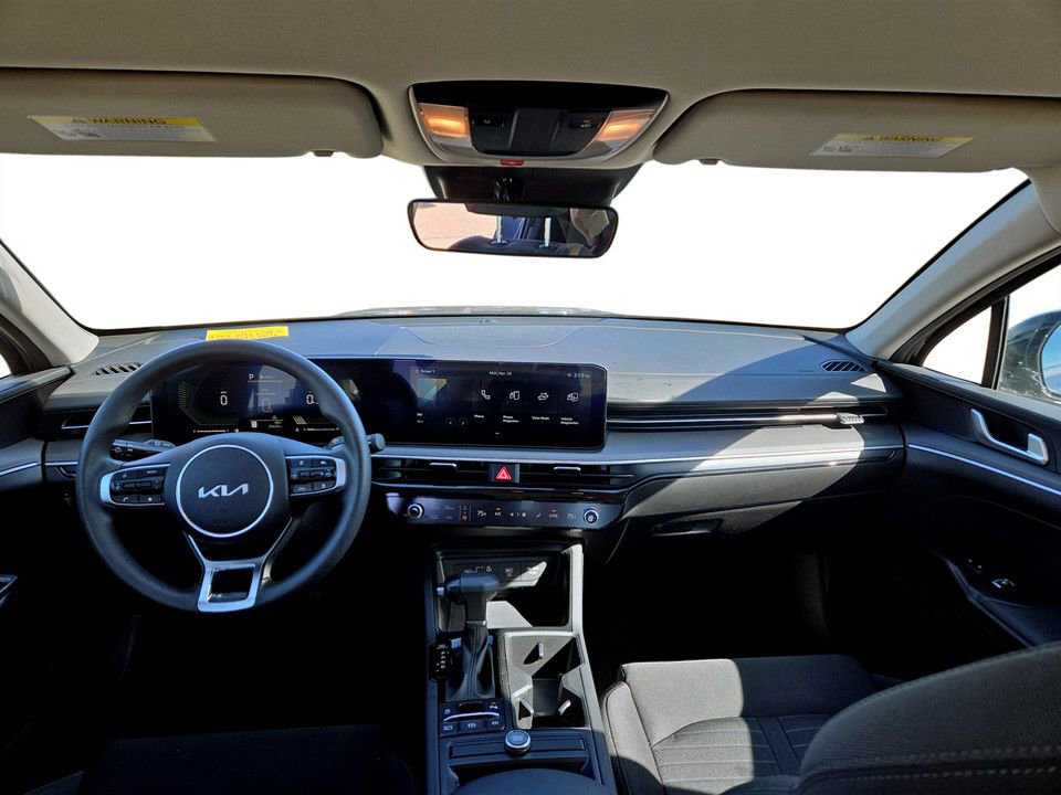 Used 2025 Kia K5 LXS FWD image 12