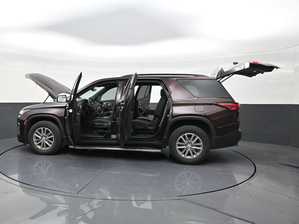 Used 2023 Chevrolet Traverse LT FWD image 31