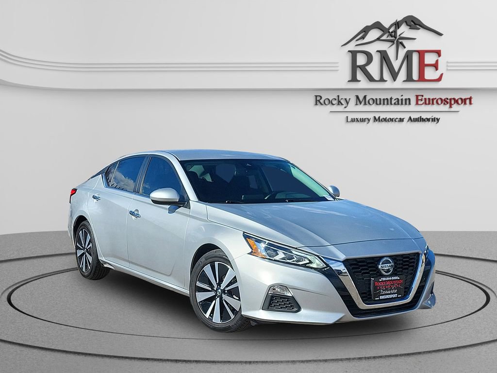Used 2022 Nissan Altima 2.5 SV