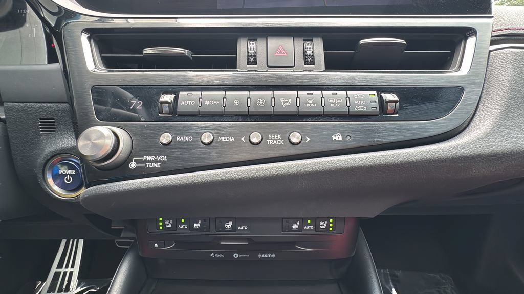 Used 2022 Lexus ES 300h F Sport w/ Accessory Package 2 FWD image 28