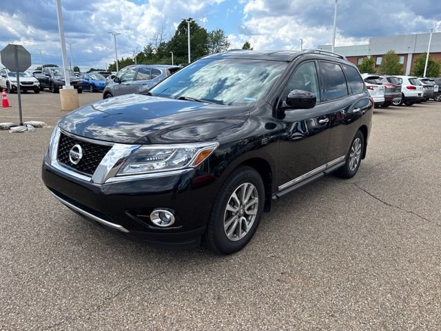 Used 2016 Nissan Pathfinder SL w/ SL Tech Package