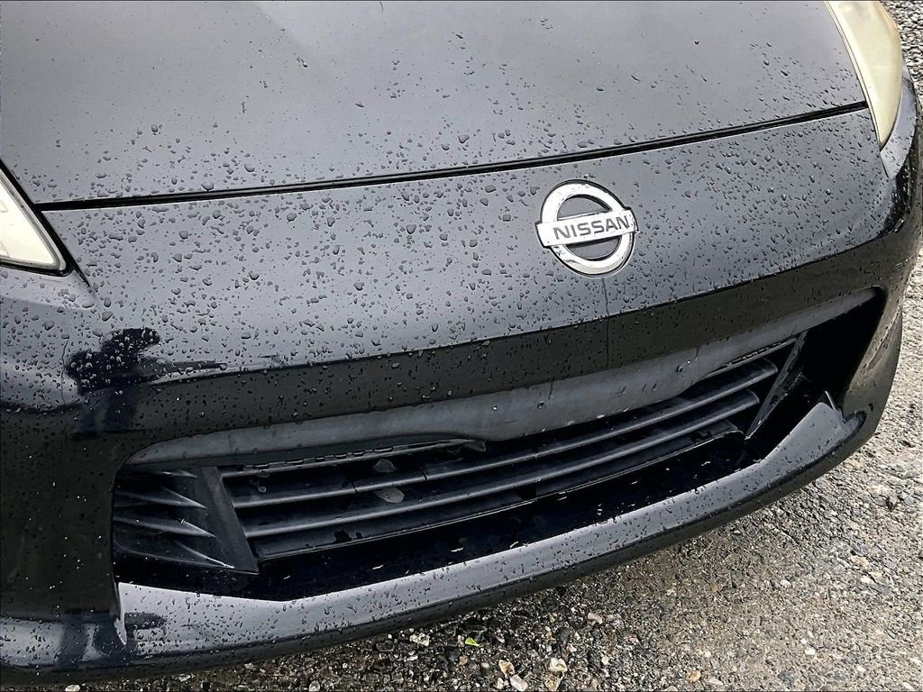 Used 2014 Nissan 370Z Touring w/ Sport Package image 22