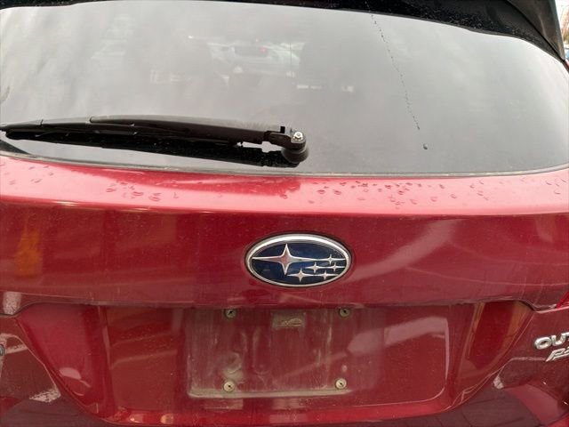 Used 2017 Subaru Outback 2.5i Limited image 8