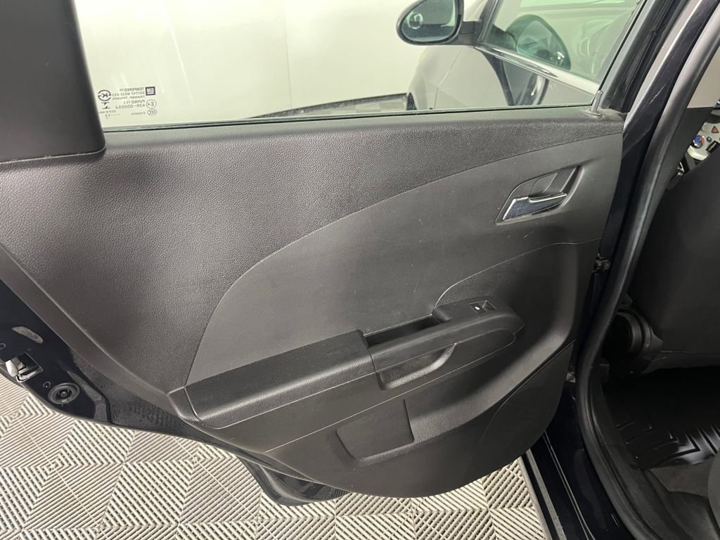 Used 2013 Chevrolet Sonic LT image 12