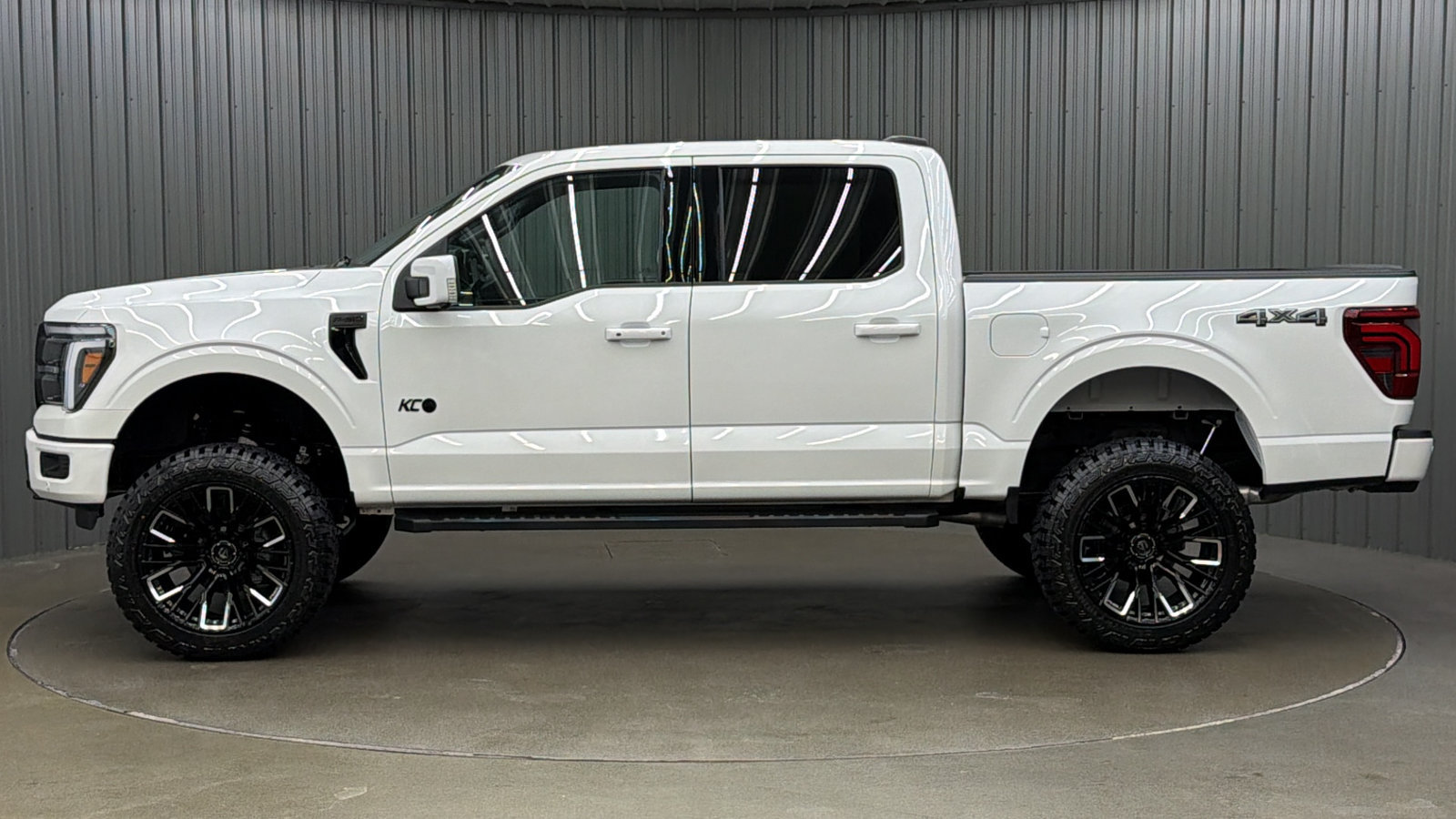 Used 2026 Ford F150 Lariat AWD/4WD image 2