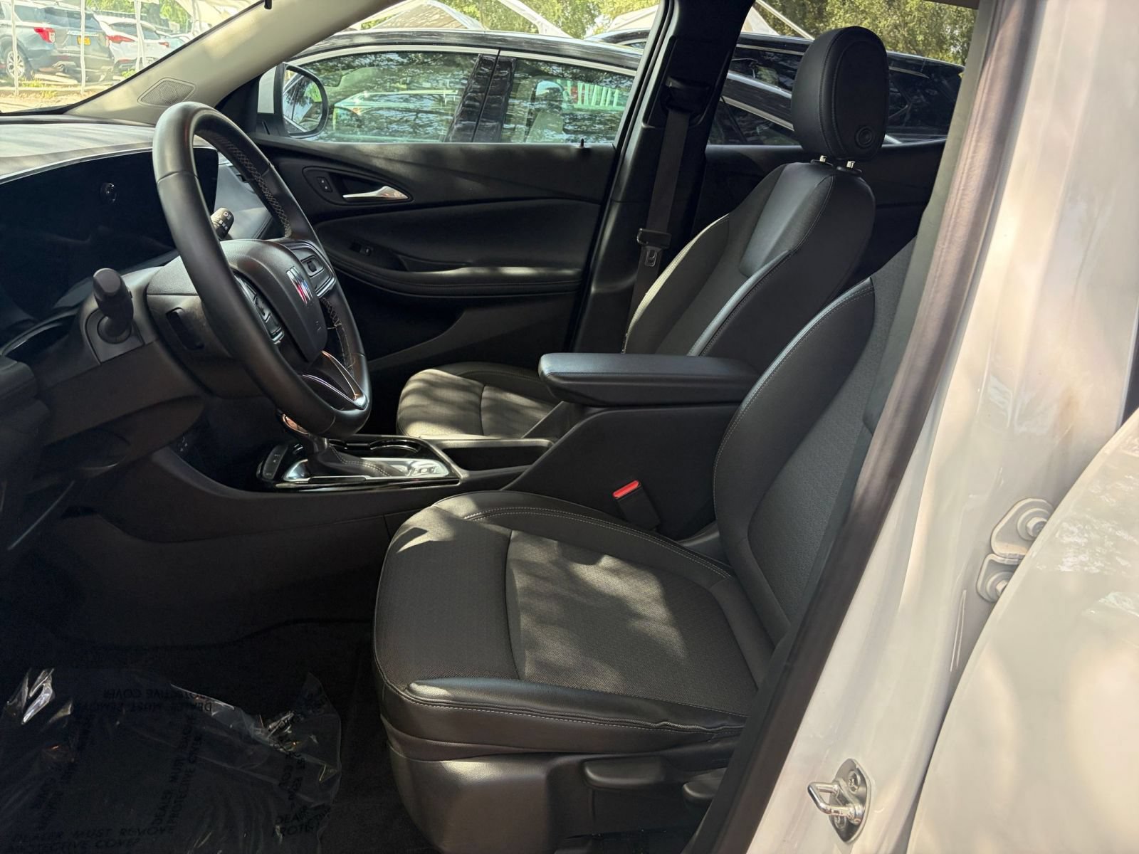 Used 2025 Buick Encore GX Preferred FWD image 25