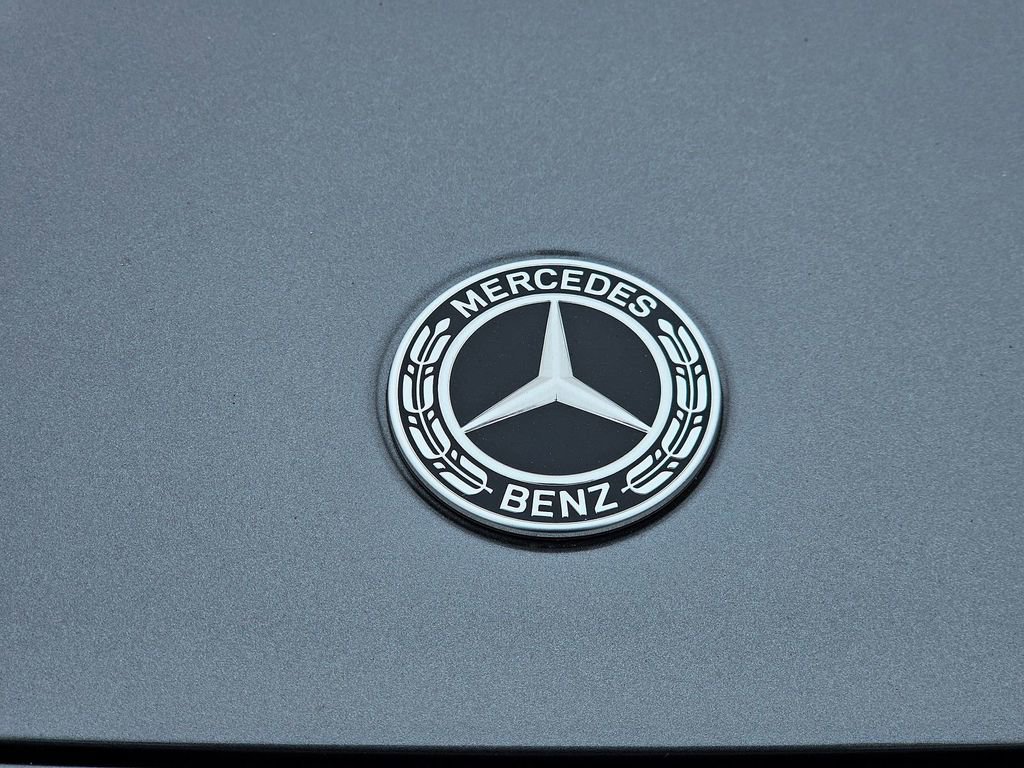 Used 2025 Mercedes-Benz GLA 250 image 10