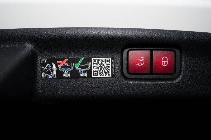 Certified 2026 Mercedes-Benz C 300 Sedan image 37