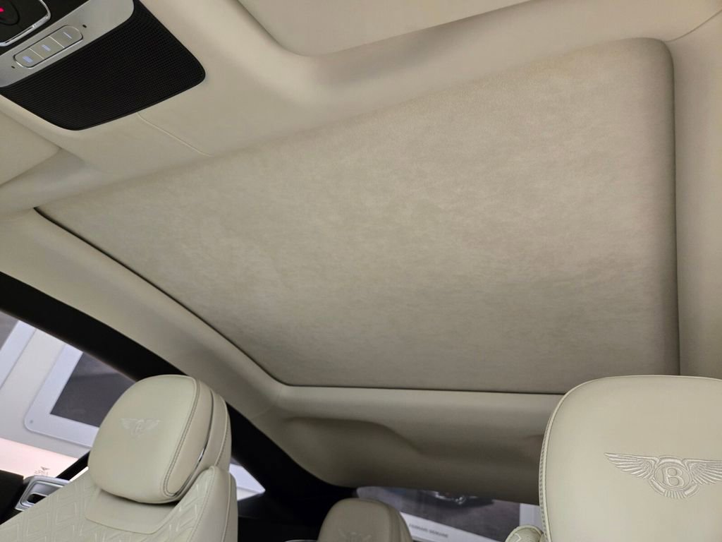 Used 2023 Bentley Continental GT Speed image 18