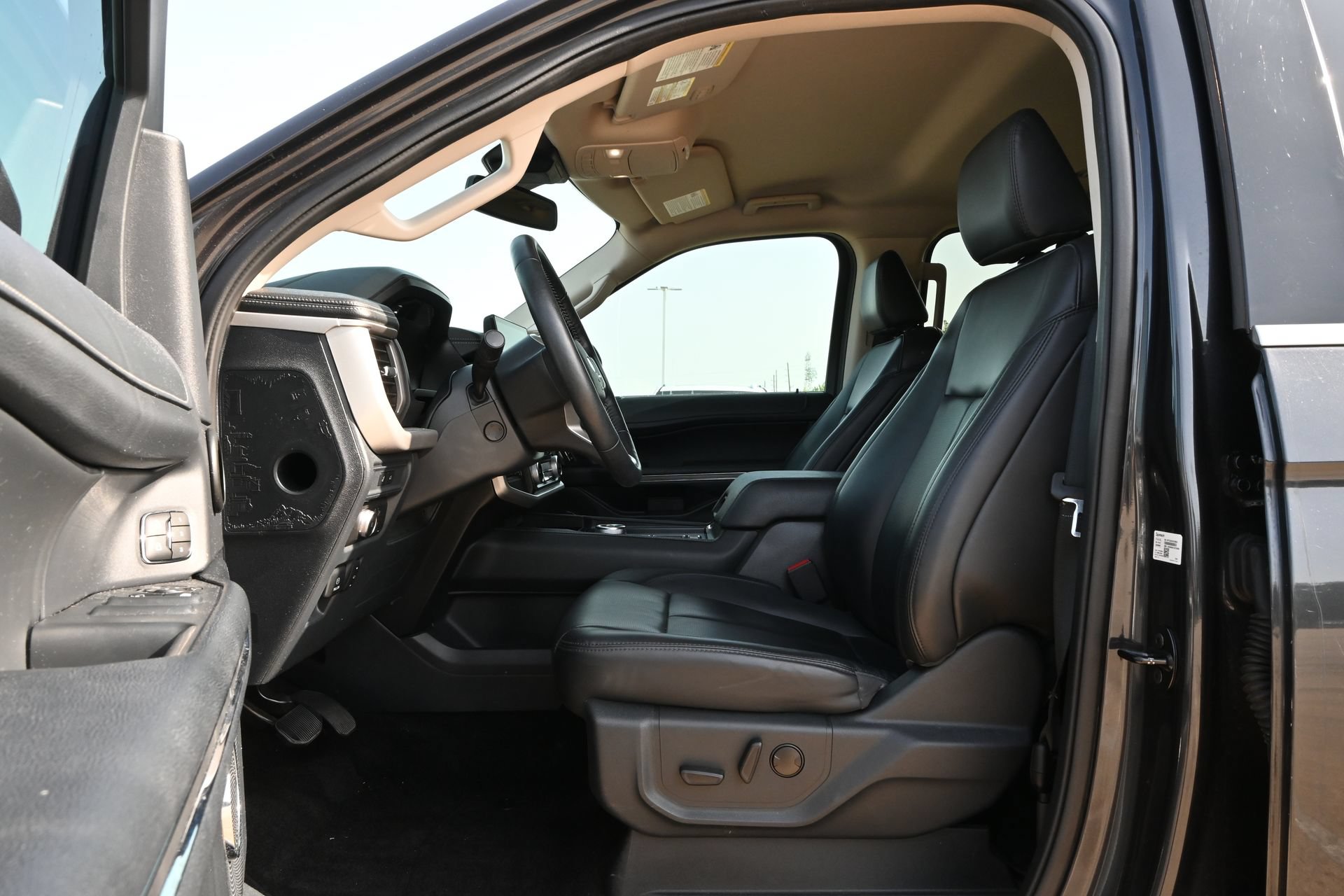 Used 2022 Ford Expedition Max XLT RWD image 19