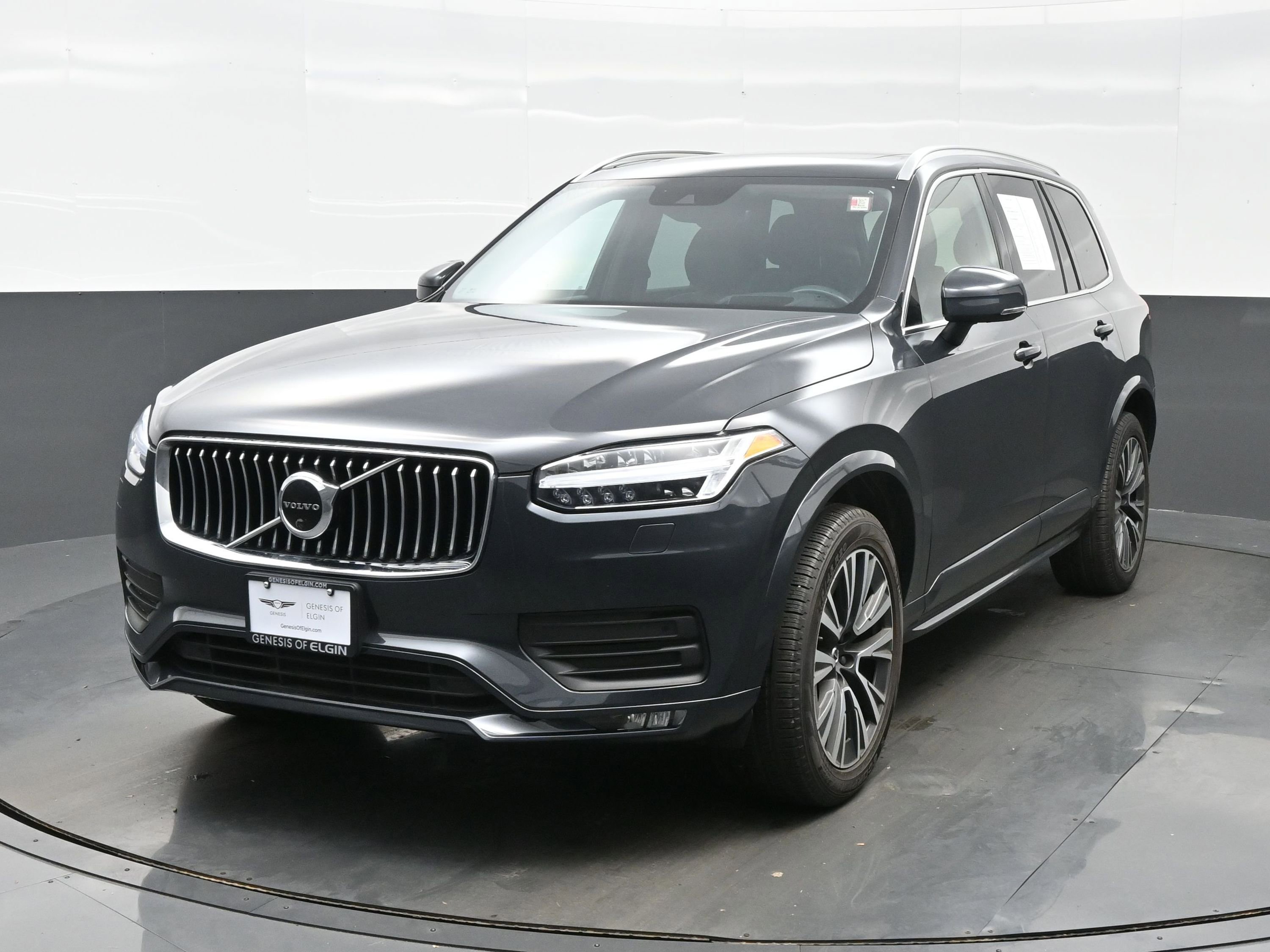 Used 2021 Volvo XC90 T6 Momentum w/ Advanced Package