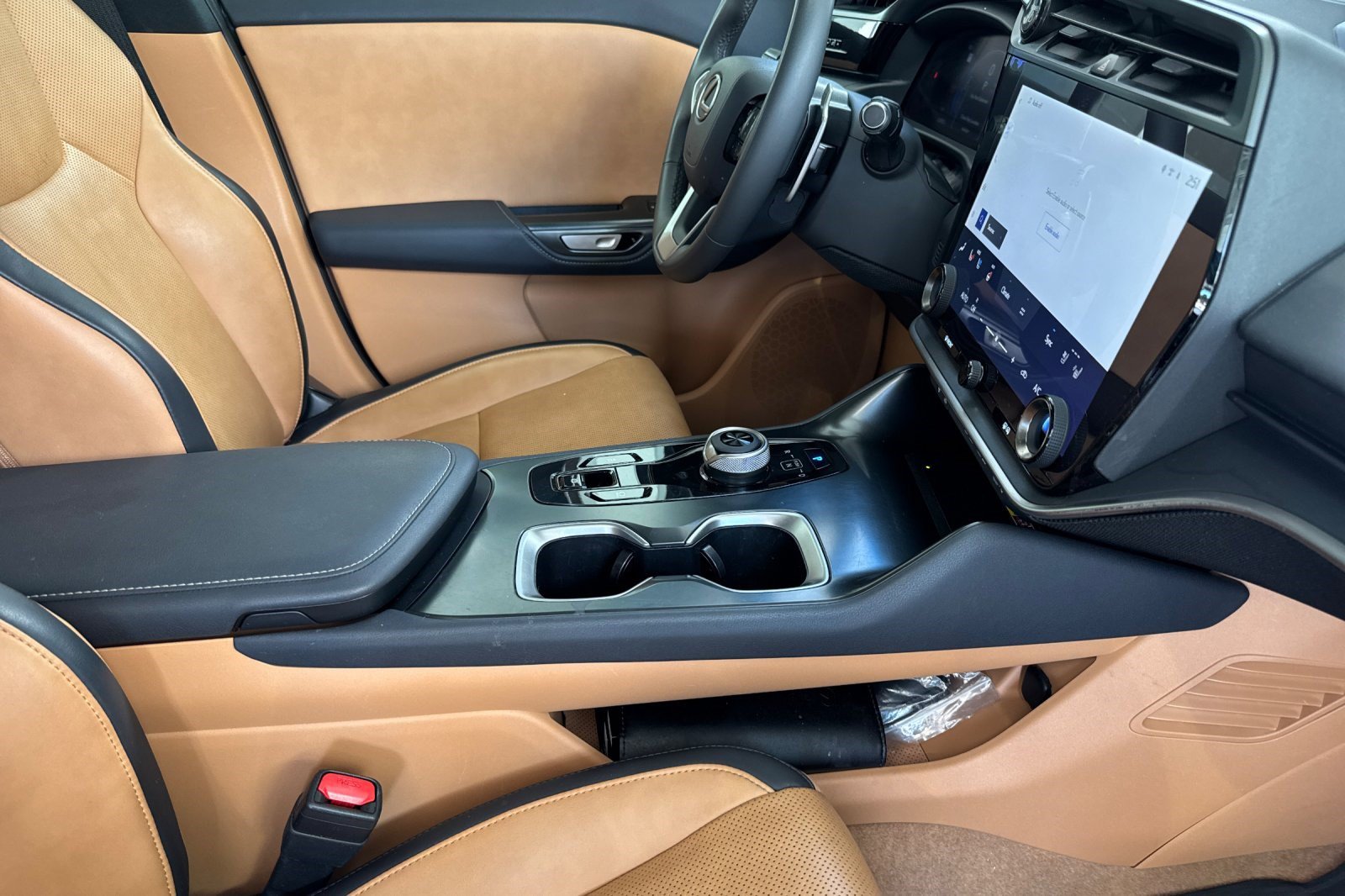 Certified 2023 Lexus RZ 450e Premium w/ Technology Package AWD/4WD image 20