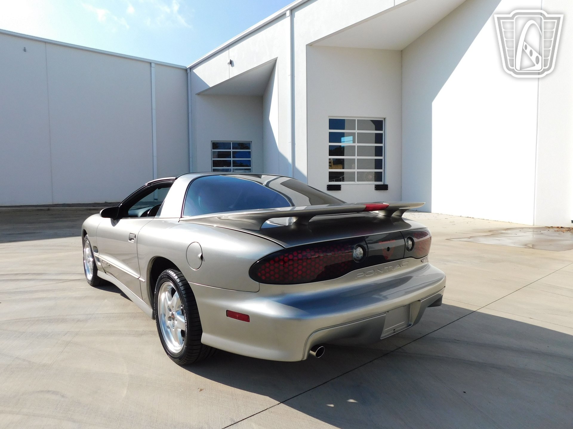 Used 2002 Pontiac Firebird Formula RWD image 19