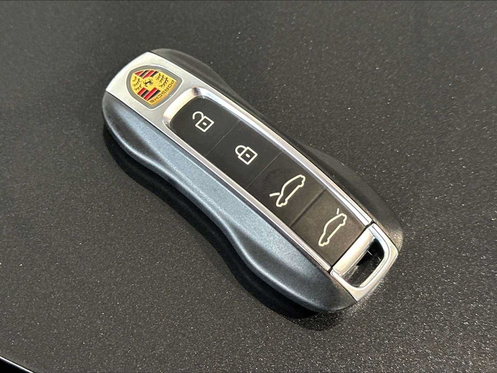 Used 2024 Porsche Taycan RWD image 36
