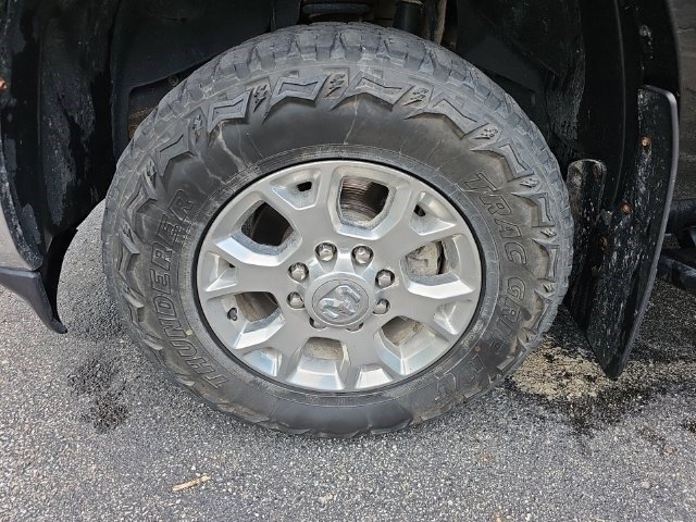Used 2020 RAM 2500 Laramie AWD/4WD image 16