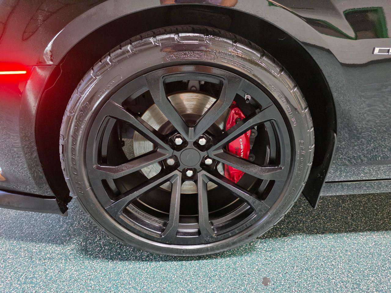 Used 2014 Chevrolet Camaro SS w/ SS Performance Package RWD image 12