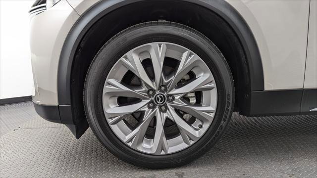 Used 2025 MAZDA CX-90 3.3 Turbo w/ Premium Plus Pkg image 31