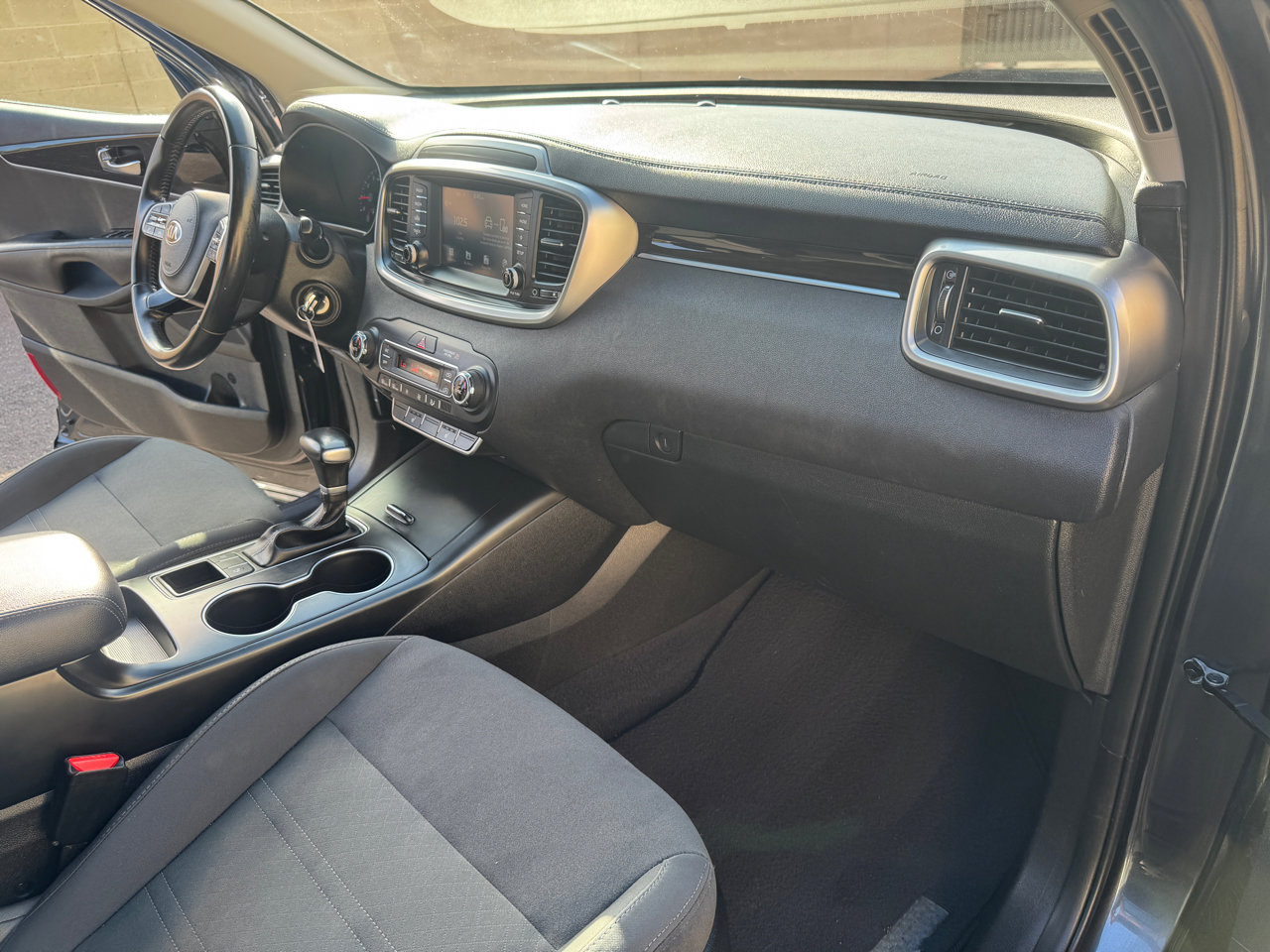 Used 2020 Kia Sorento LX w/ LX I4 Convenience Package image 31