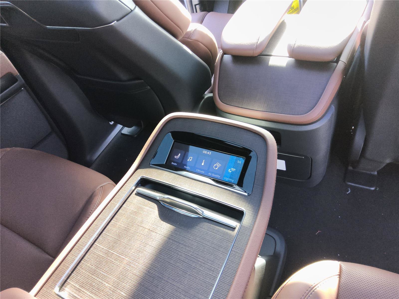 New 2027 Lincoln Navigator Reserve AWD/4WD image 25