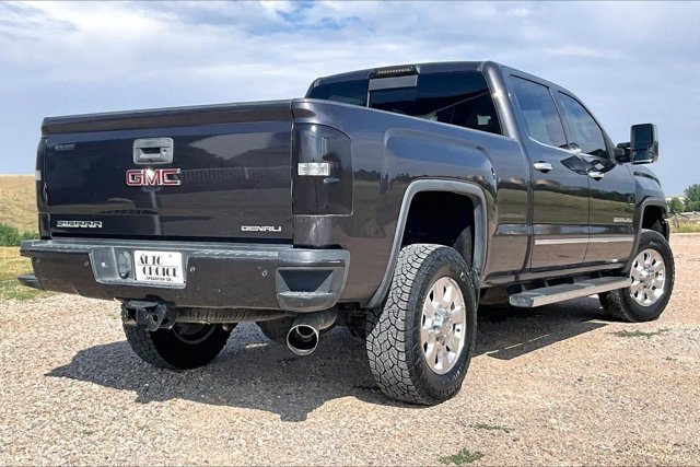 Used 2015 GMC Sierra 3500 Denali AWD/4WD image 5