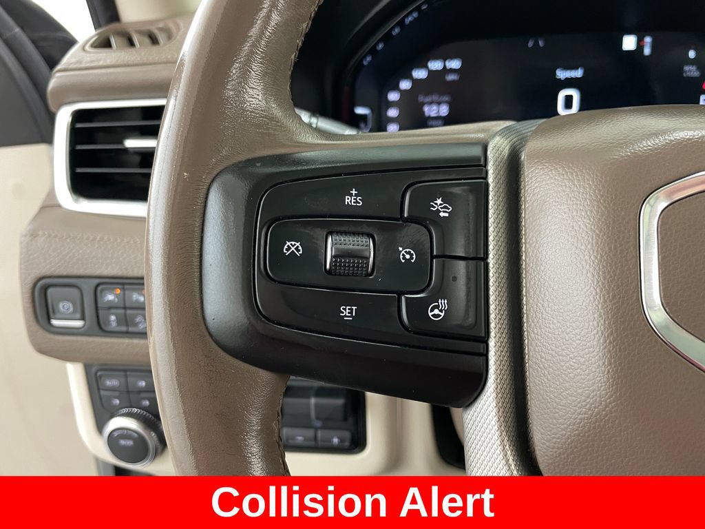 Used 2022 GMC Yukon XL Denali w/ Denali Premium Package AWD/4WD image 34