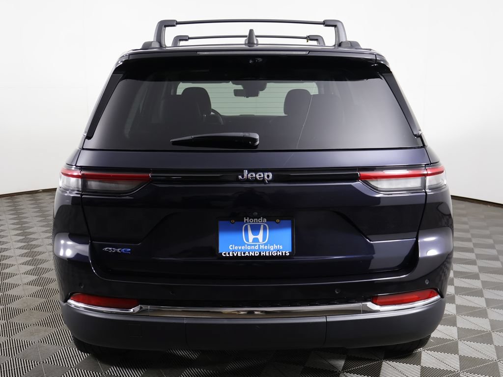 Used 2022 Jeep Grand Cherokee Limited 4xe w/ Luxury Tech Group II AWD/4WD image 17