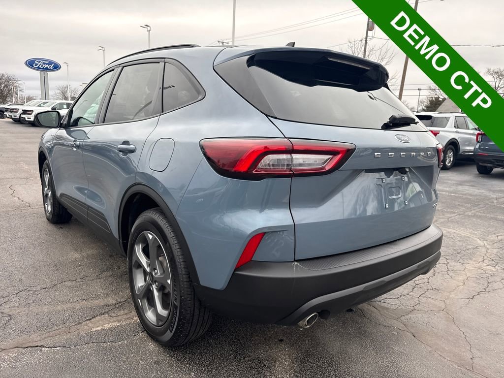 Used 2025 Ford Escape ST-Line Select image 8