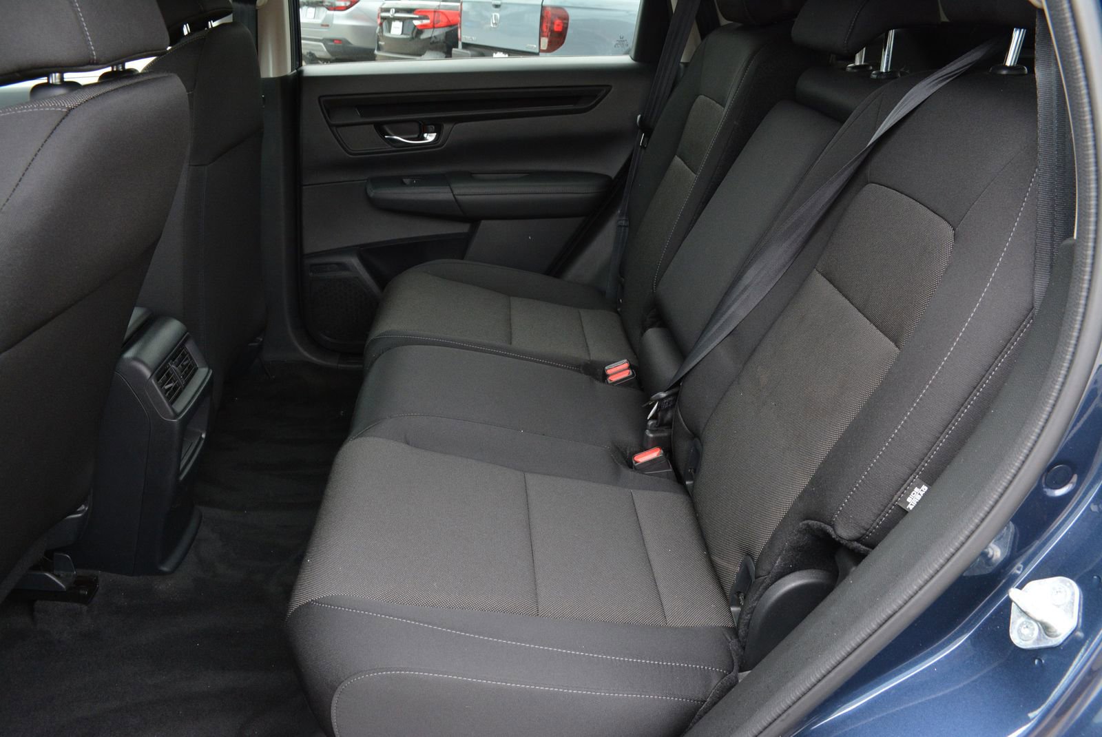 Used 2025 Honda CR-V LX image 14