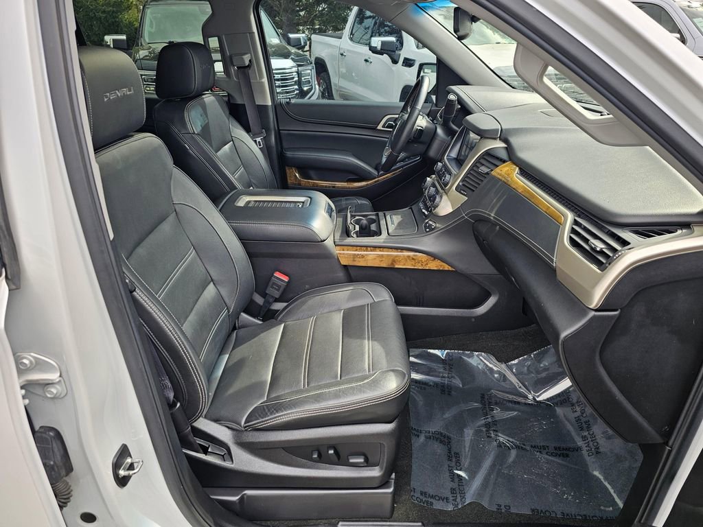 Used 2017 GMC Yukon Denali image 11