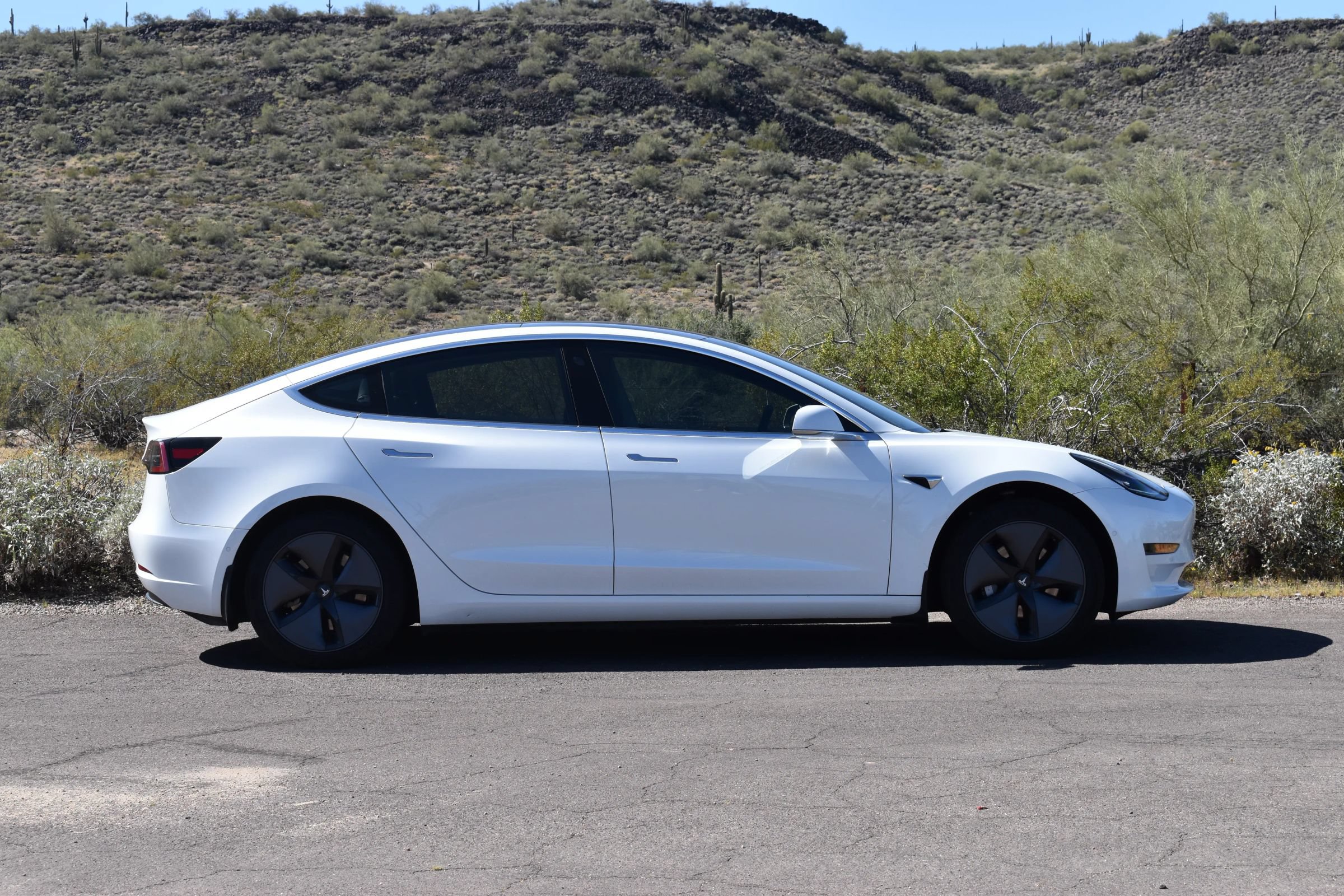 Used 2018 Tesla Model 3 Long Range AWD/4WD image 9