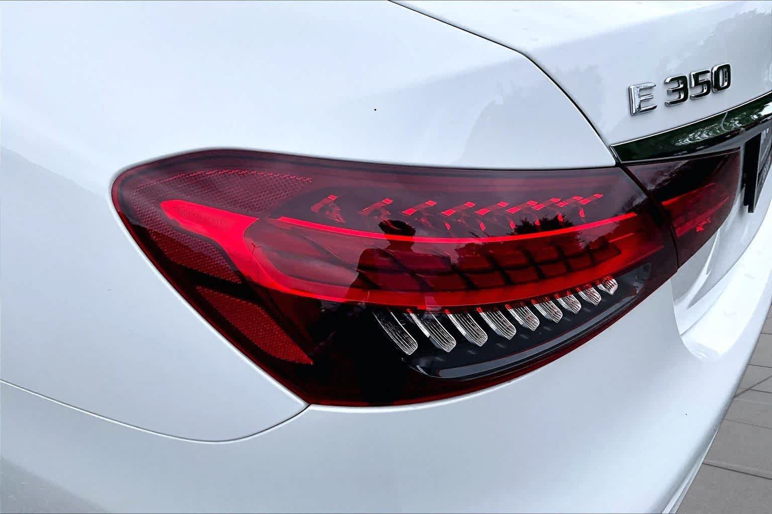 Used 2022 Mercedes-Benz E 350 4MATIC Sedan image 29