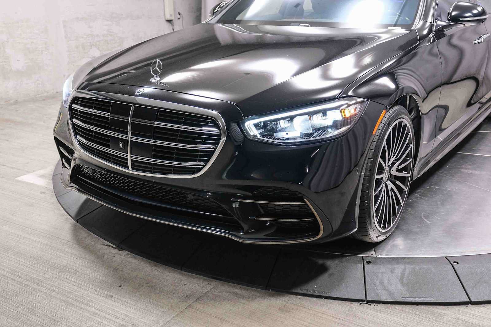Certified 2023 Mercedes-Benz S 580 4MATIC Sedan image 11